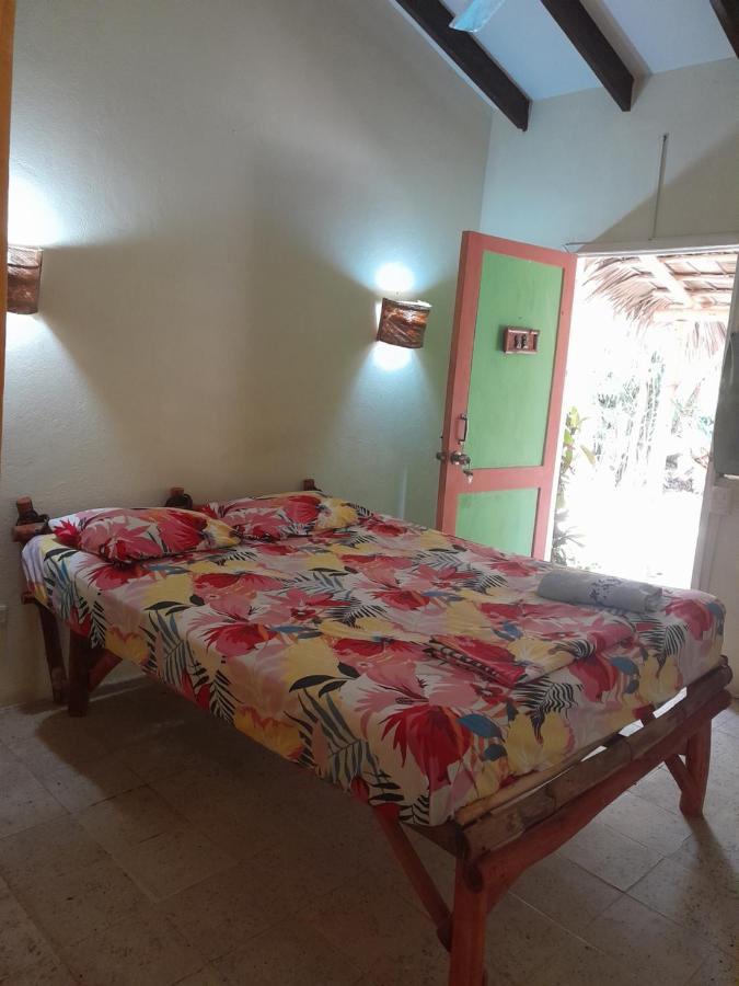 Yes Papa! Rooms Only 100M From The Beach! Las Galeras Exterior photo